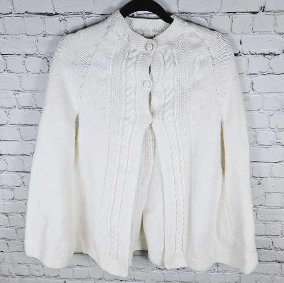 HANDMADE | vintage cable fisherman knit 3 button cape poncho shawl - Picture 1 of 4